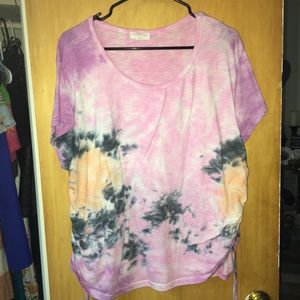 Tie-dye scrunch sides t shirt